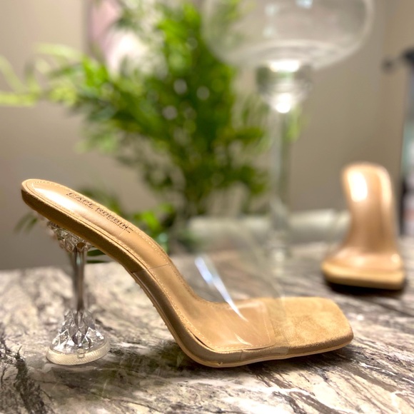 Comfortable Krystal heel - Picture 3 of 3